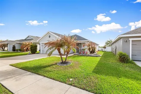 574 Lorient Drive Eagle Lake FL 33839