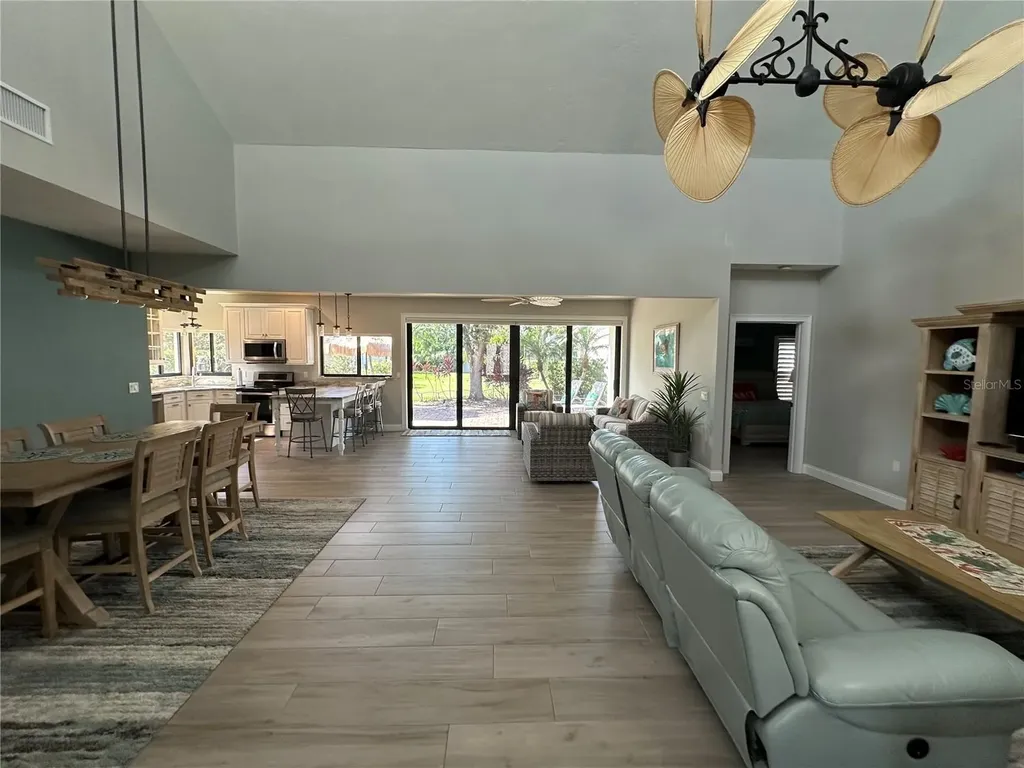 195 Inlets Boulevard Nokomis FL 34275