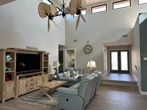 195 Inlets Boulevard Nokomis FL 34275