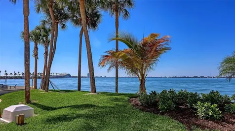 888 Blvd Of The Arts Sarasota FL 34236