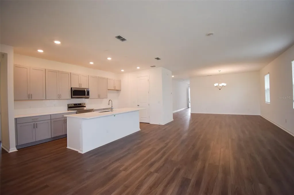 2370 Lancashire Street Davenport FL 33896
