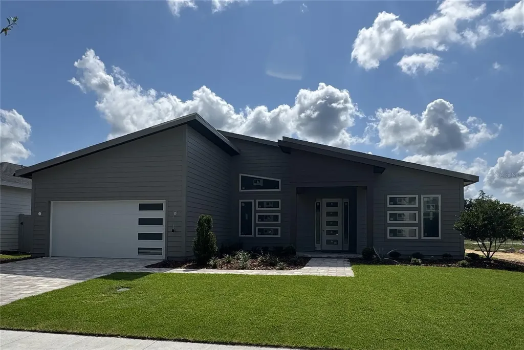 841 SW 145th Drive Newberry FL 32669