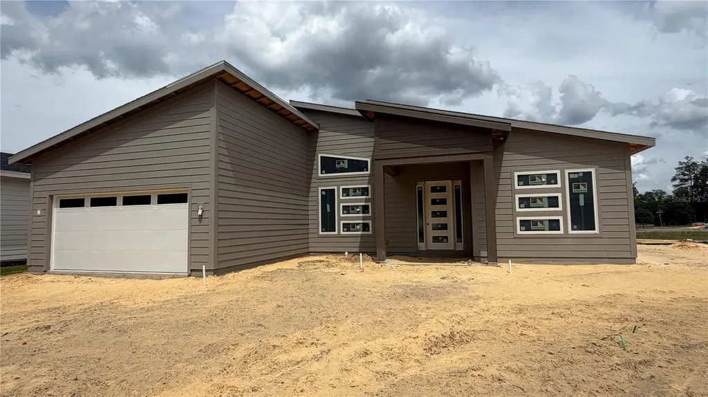 841 SW 145th Drive Newberry FL 32669