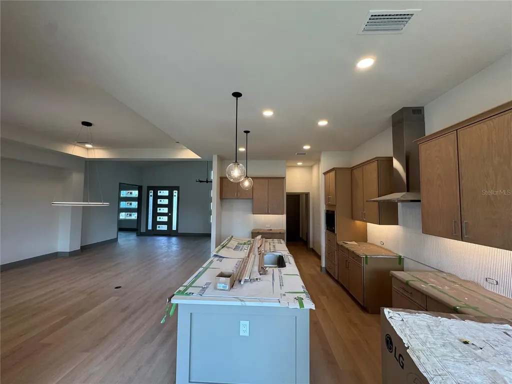 841 SW 145th Drive Newberry FL 32669