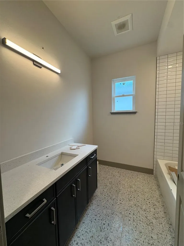 841 SW 145th Drive Newberry FL 32669