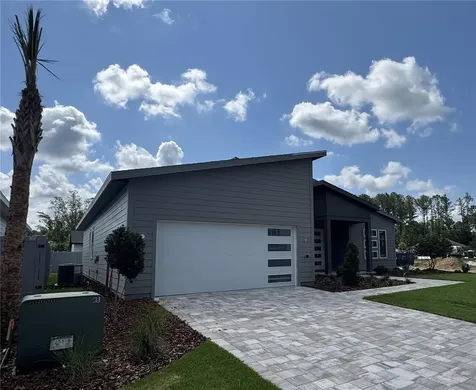 841 SW 145th Drive Newberry FL 32669