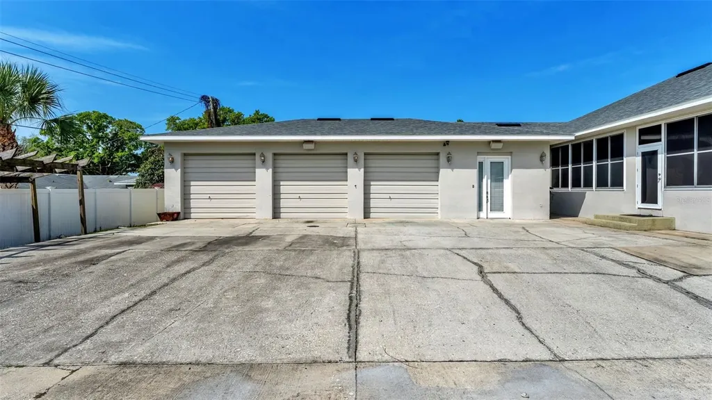 629 Orange Valley Lane Lakeland FL 33813