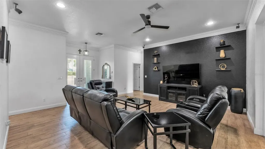 629 Orange Valley Lane Lakeland FL 33813