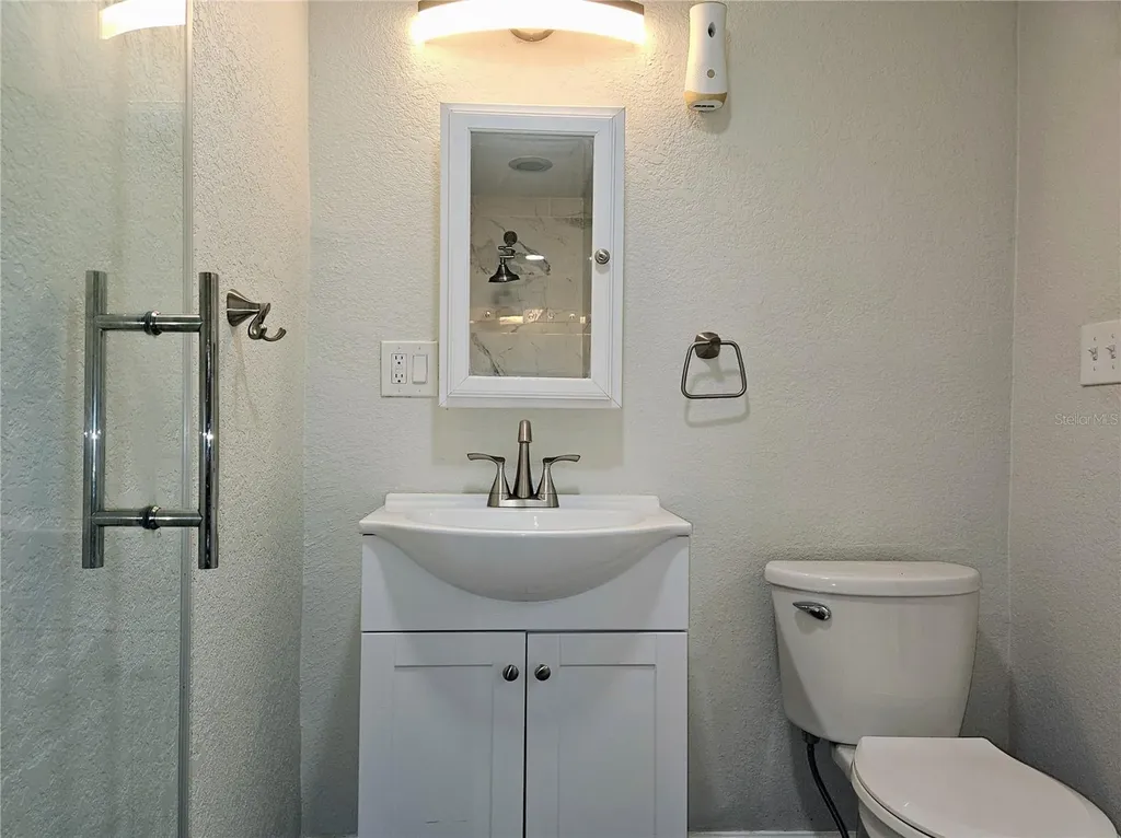 1507 Charm Lane Tampa FL 33612