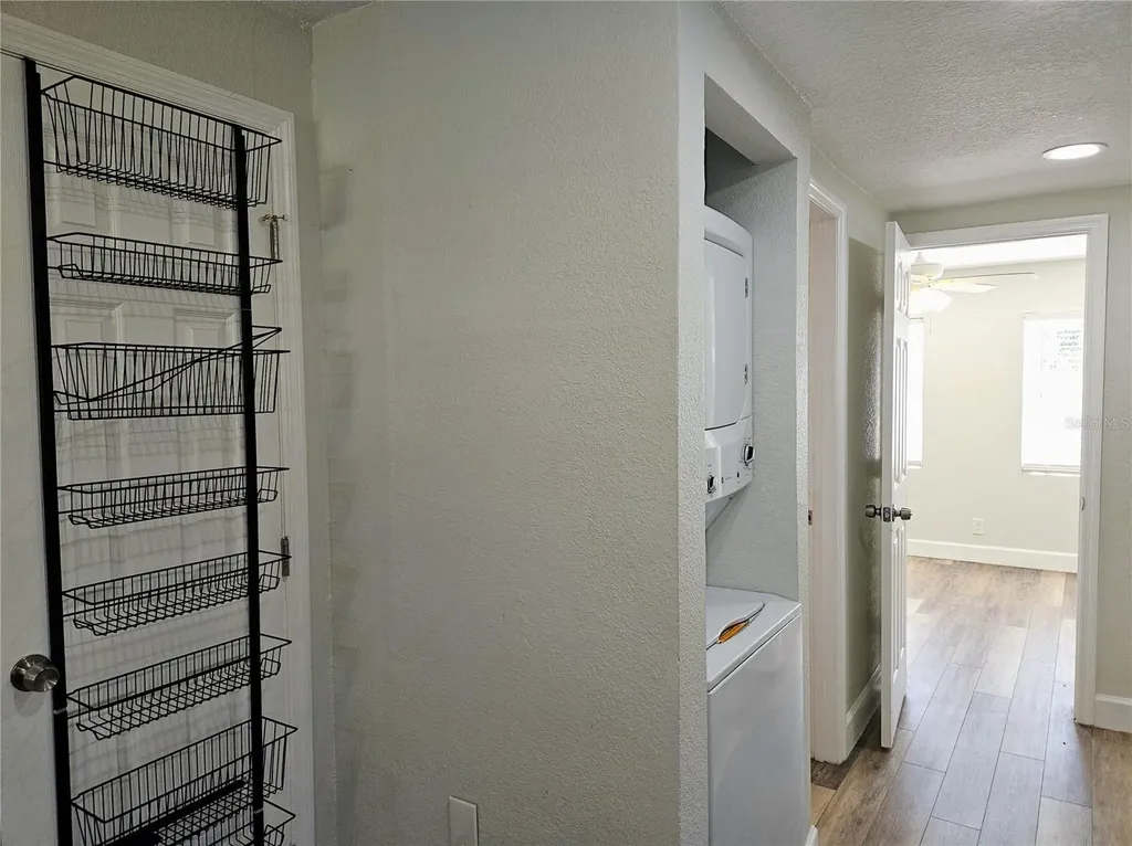 1507 Charm Lane Tampa FL 33612