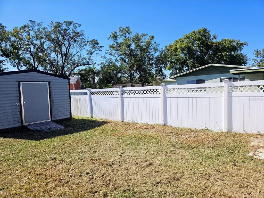 1507 Charm Lane Tampa FL 33612