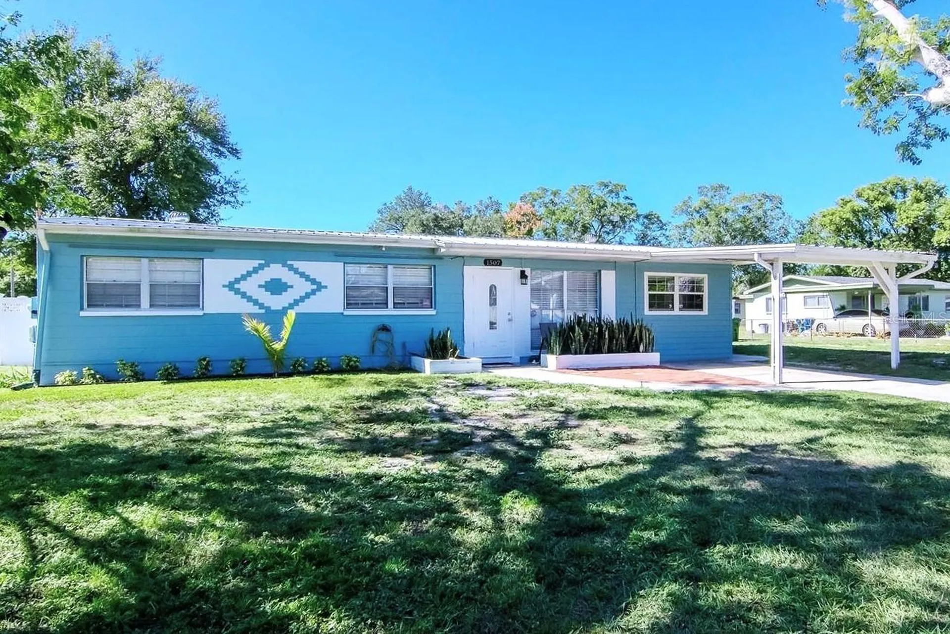 1507 Charm Lane Tampa FL 33612