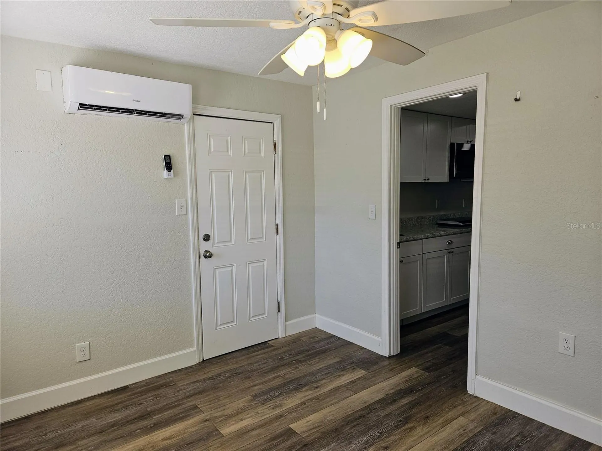 1507 Charm Lane Tampa FL 33612