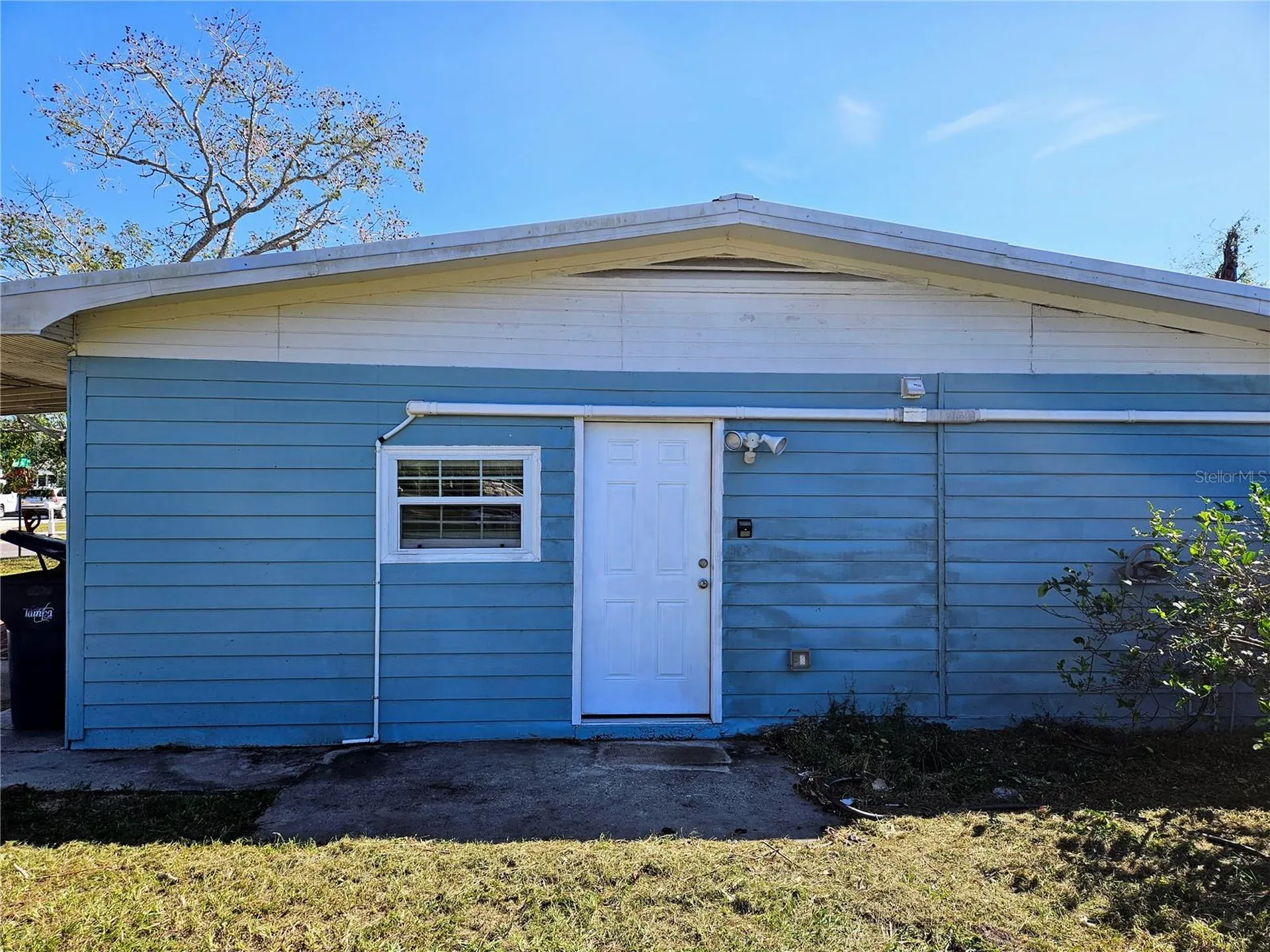 1507 Charm Lane Tampa FL 33612