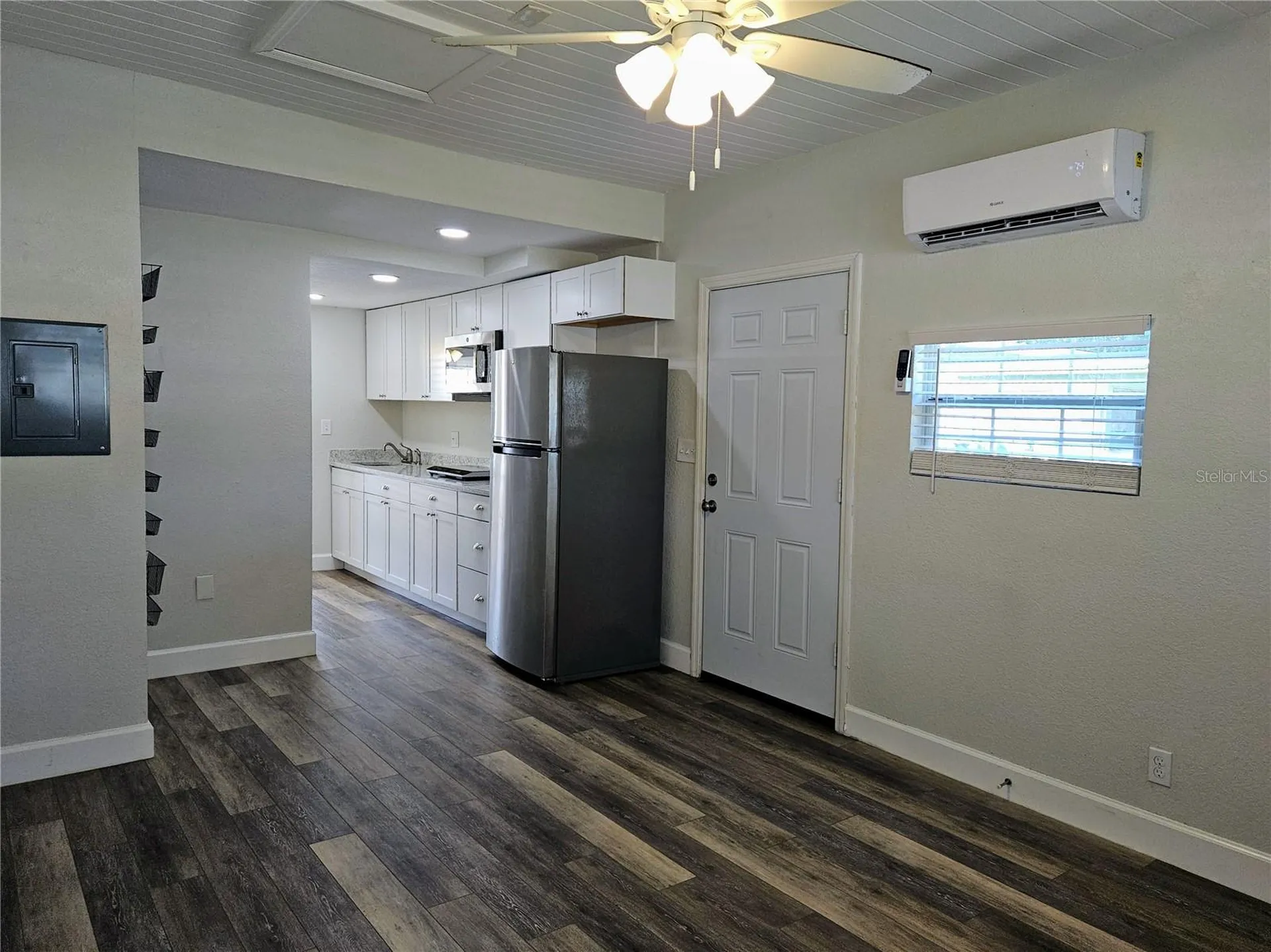 1507 Charm Lane Tampa FL 33612