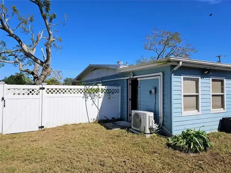1507 Charm Lane Tampa FL 33612