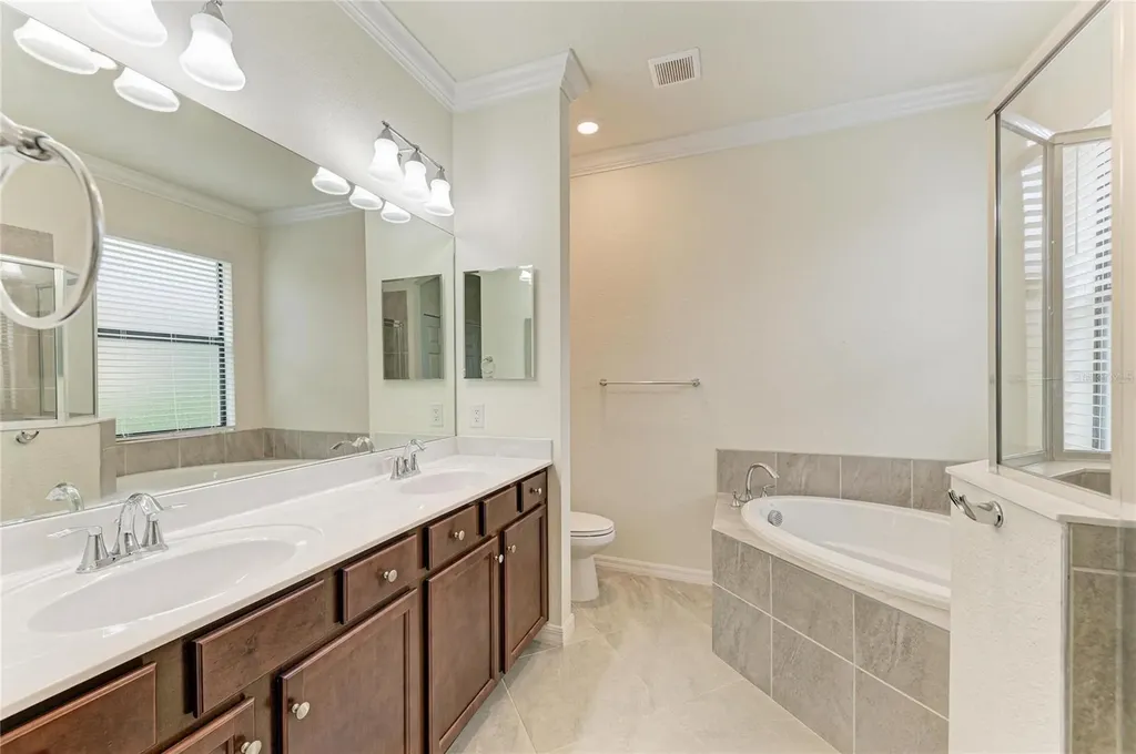 12434 Amica Loop Venice FL 34293