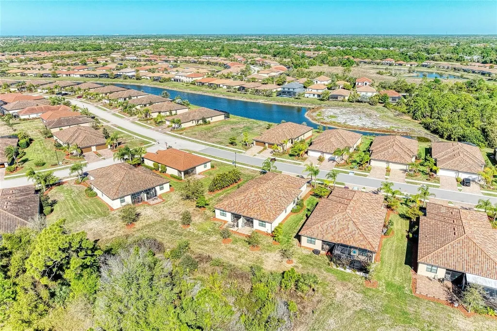 12434 Amica Loop Venice FL 34293
