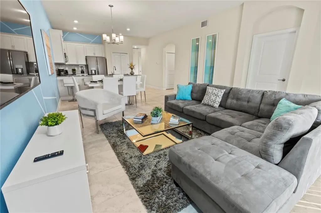 581 Ocean Course Avenue Davenport FL 33896