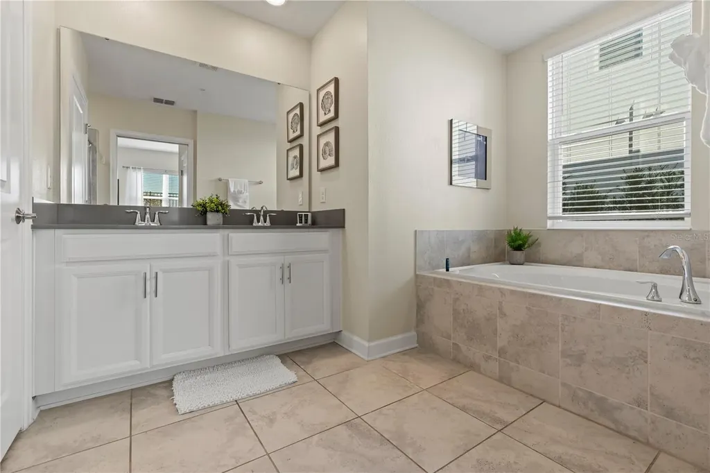 581 Ocean Course Avenue Davenport FL 33896