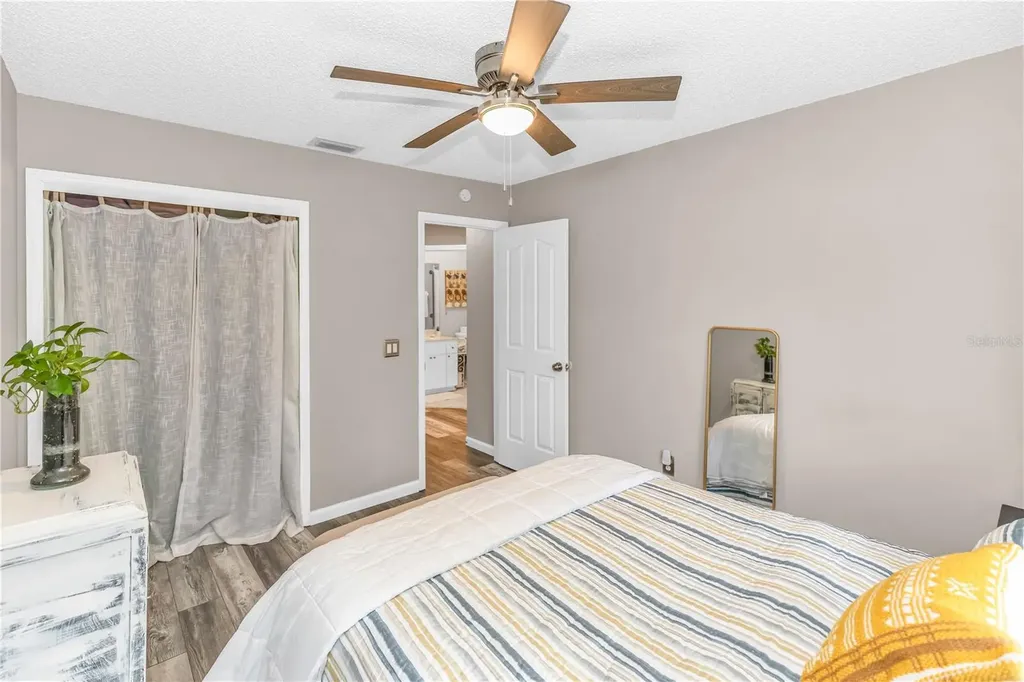 105 Breezewood Drive Debary FL 32713