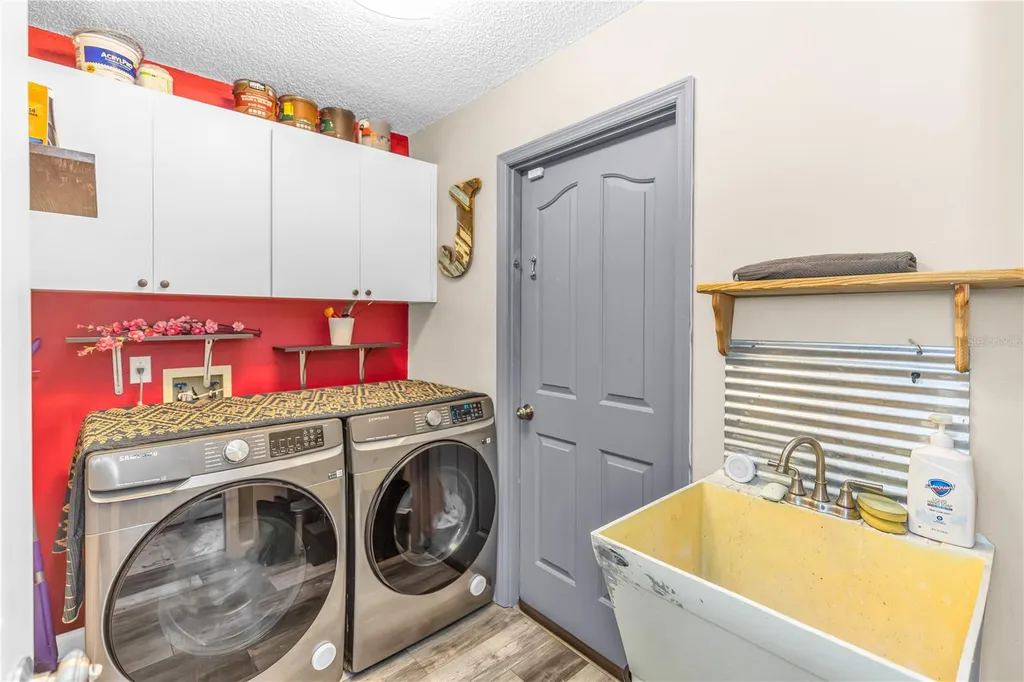 105 Breezewood Drive Debary FL 32713