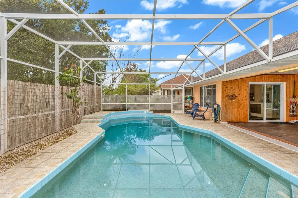 105 Breezewood Drive Debary FL 32713