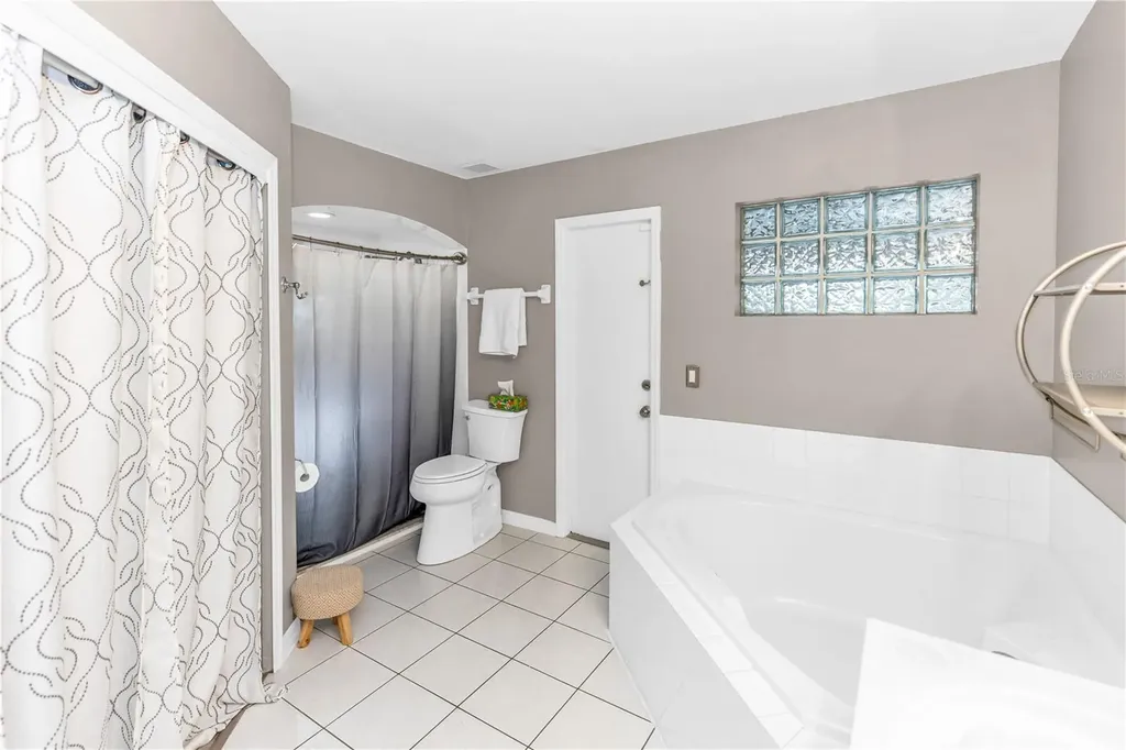 105 Breezewood Drive Debary FL 32713