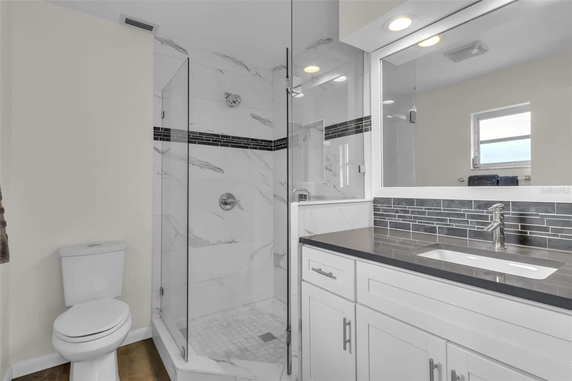 5519 Palm Aire Drive Sarasota FL 34243