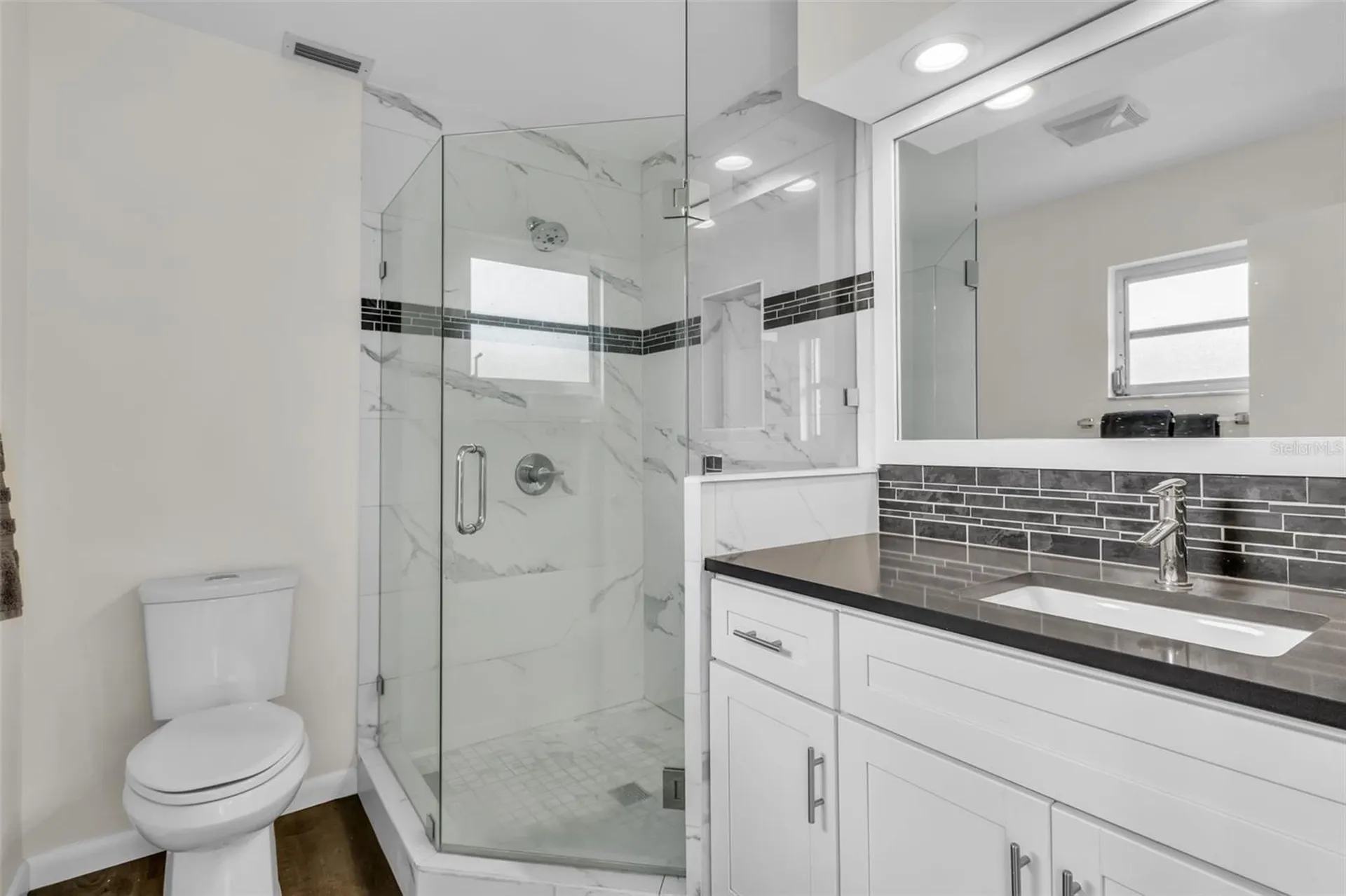 5519 Palm Aire Drive Sarasota FL 34243