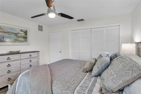 5519 Palm Aire Drive Sarasota FL 34243