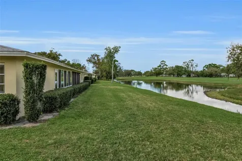 5519 Palm Aire Drive Sarasota FL 34243