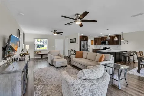 5519 Palm Aire Drive Sarasota FL 34243