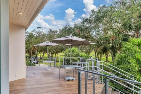 7904 Hampton Court University Park FL 34201