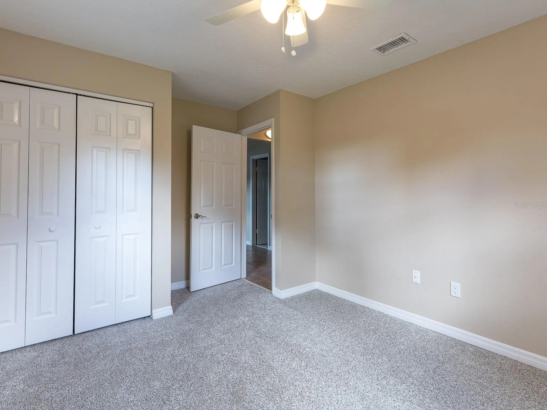 1314 Cr 443 Lake Panasoffkee FL 33538