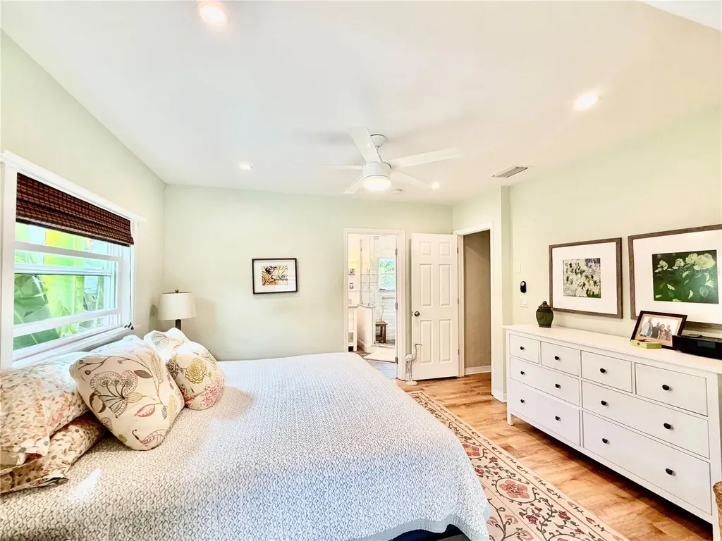 4908 27th Avenue S Gulfport FL 33707