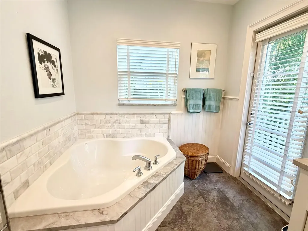 4908 27th Avenue S Gulfport FL 33707