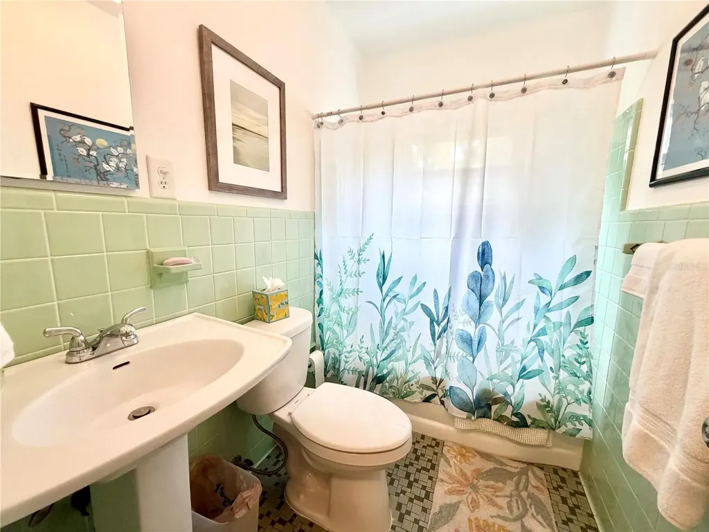 4908 27th Avenue S Gulfport FL 33707