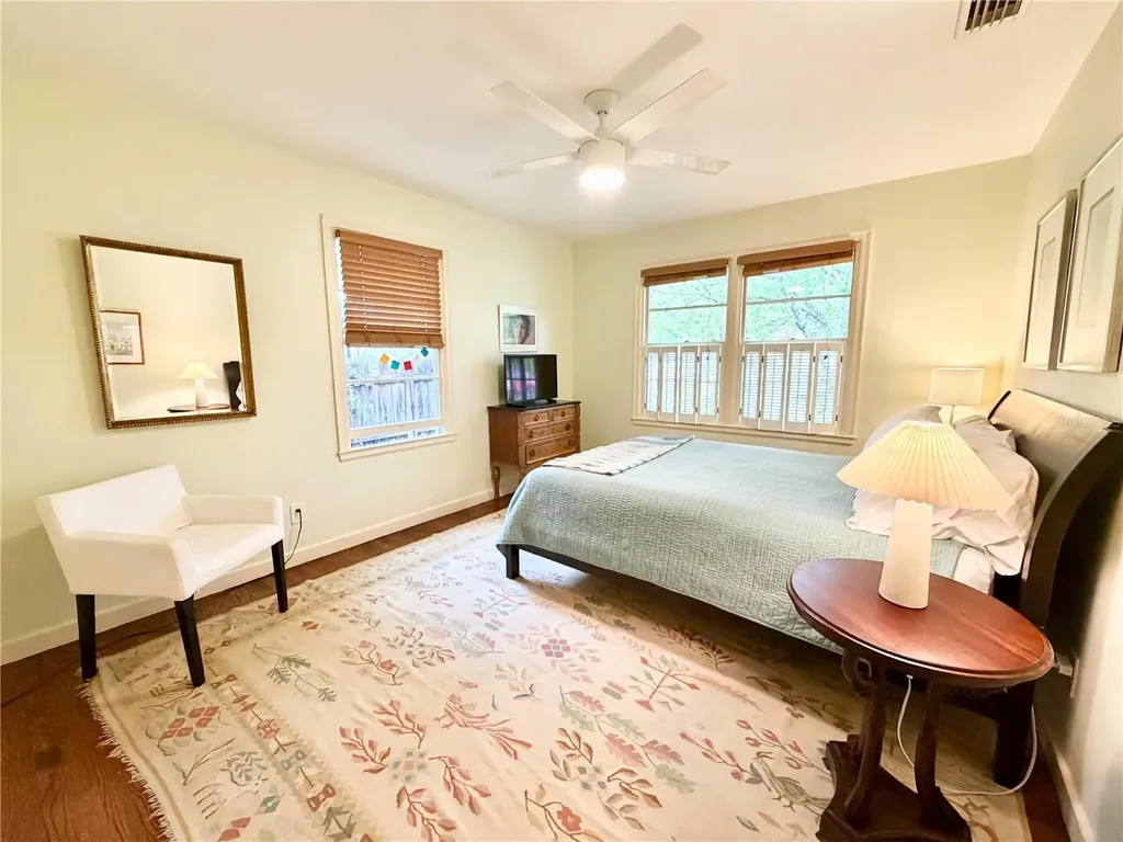 4908 27th Avenue S Gulfport FL 33707