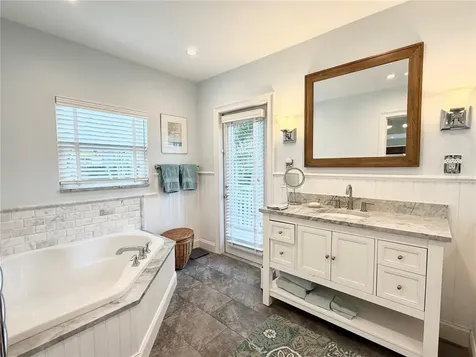 4908 27th Avenue S Gulfport FL 33707