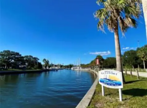 4908 27th Avenue S Gulfport FL 33707