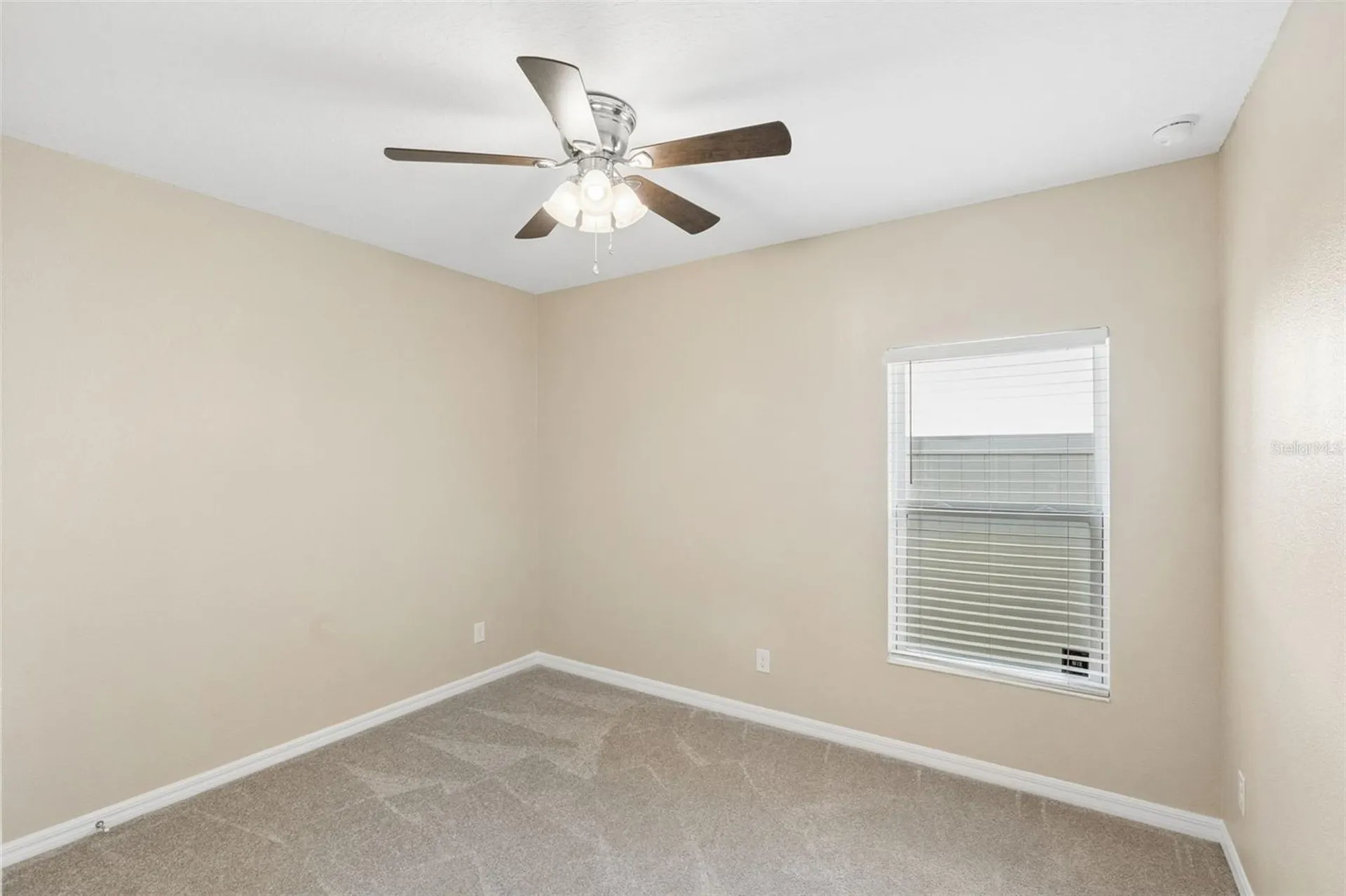 687 Campo Lane Davenport FL 33837