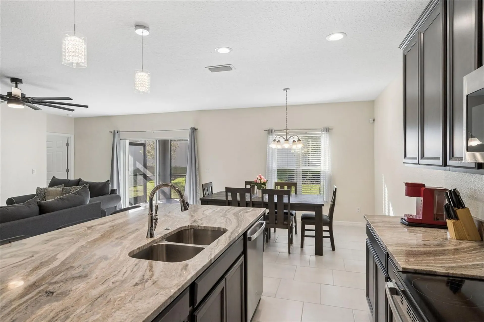 687 Campo Lane Davenport FL 33837