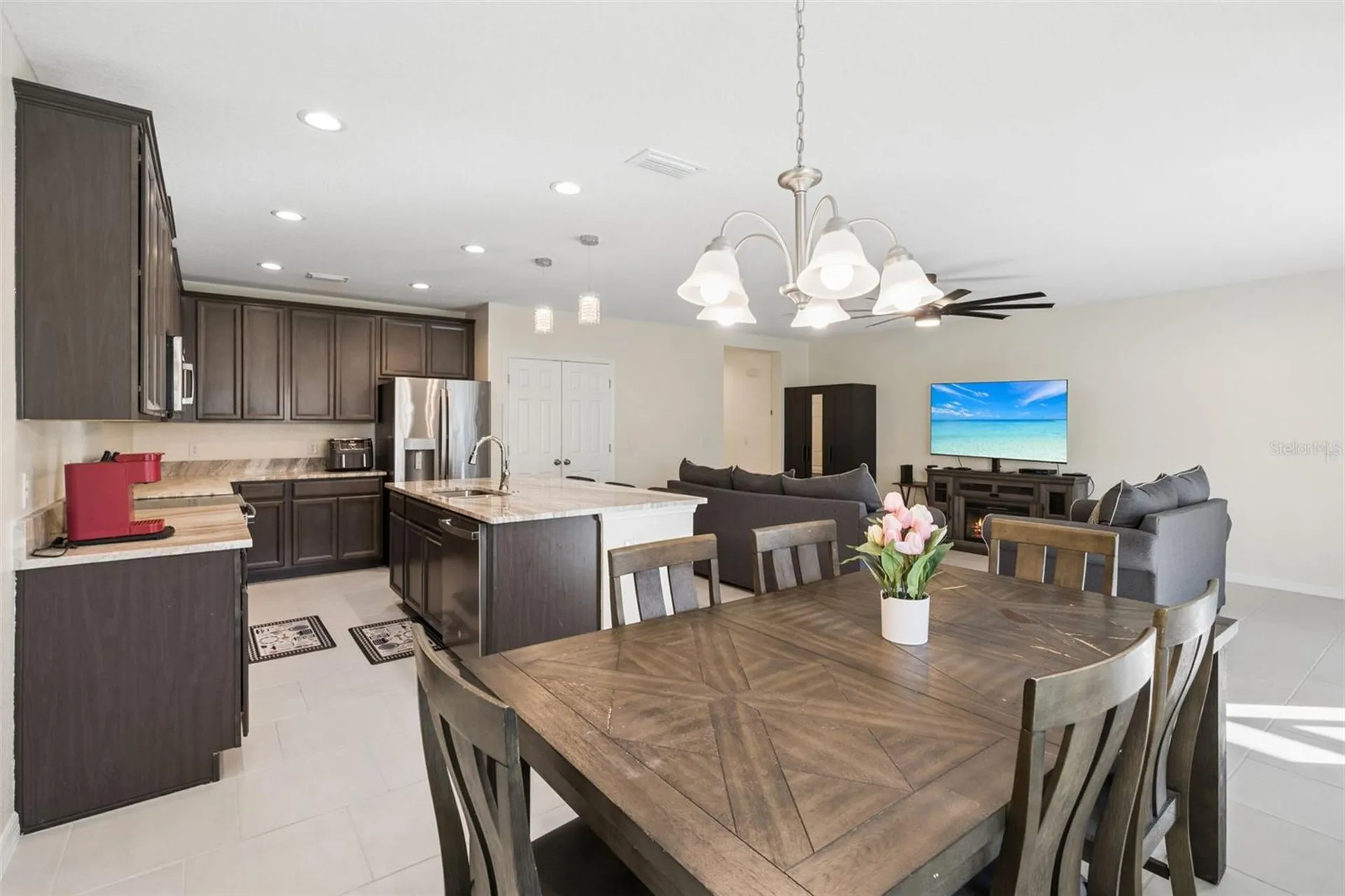 687 Campo Lane Davenport FL 33837