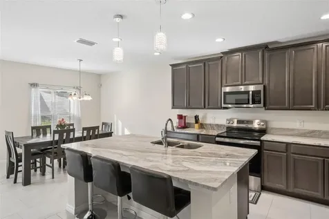 687 Campo Lane Davenport FL 33837