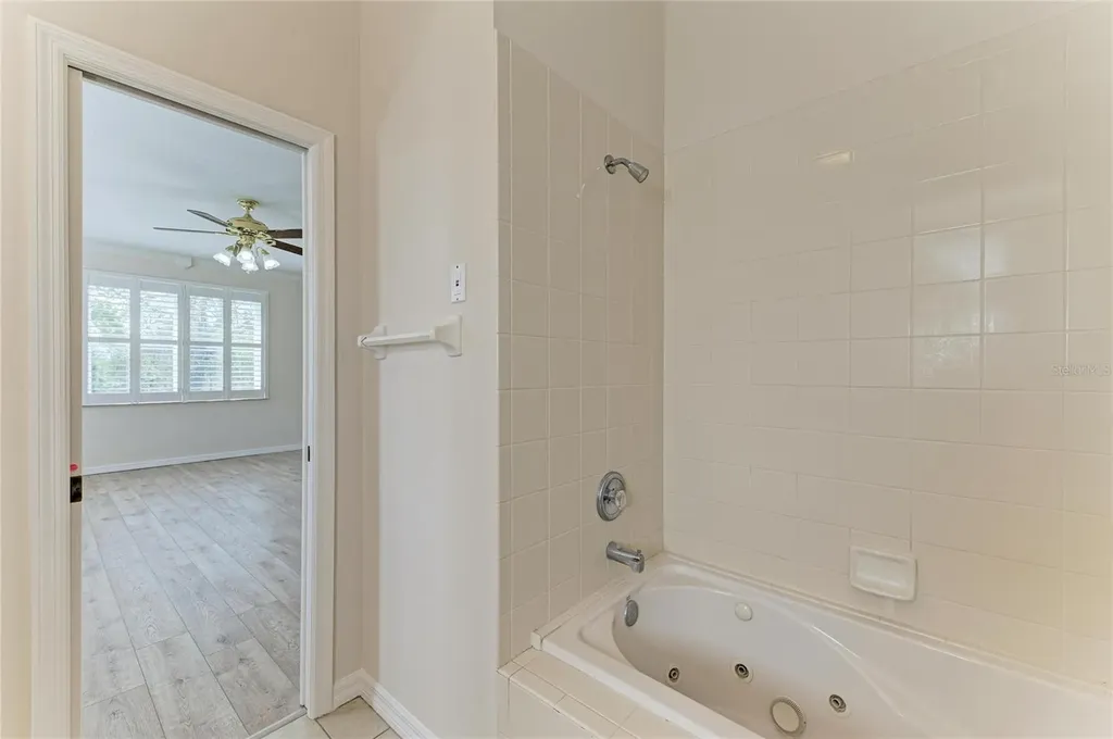 21616 67th Avenue E Bradenton FL 34211