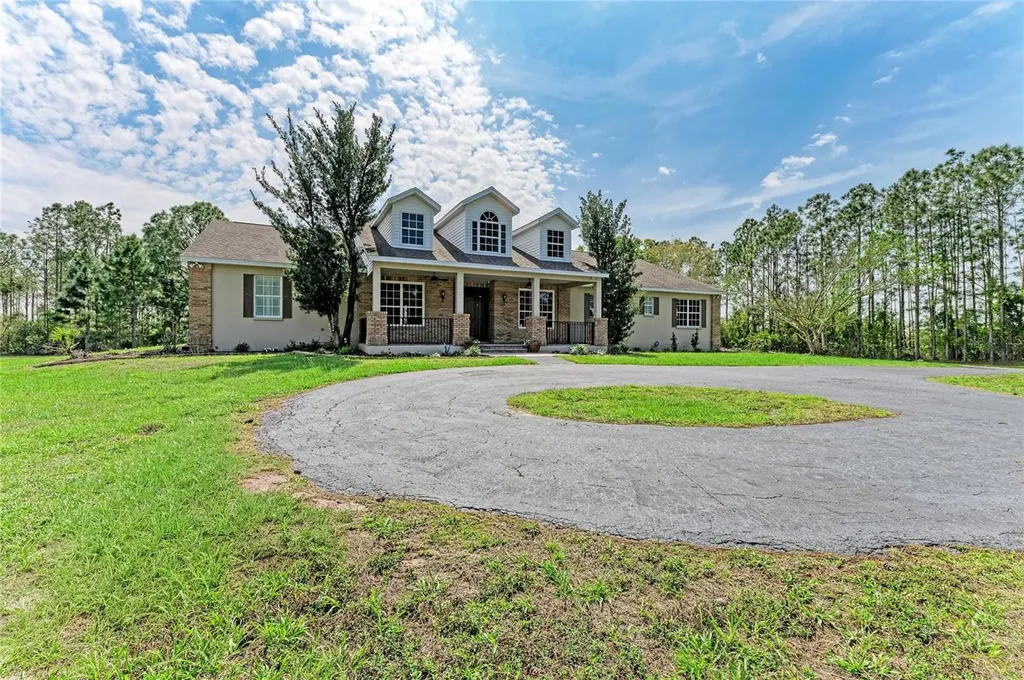 21616 67th Avenue E Bradenton FL 34211