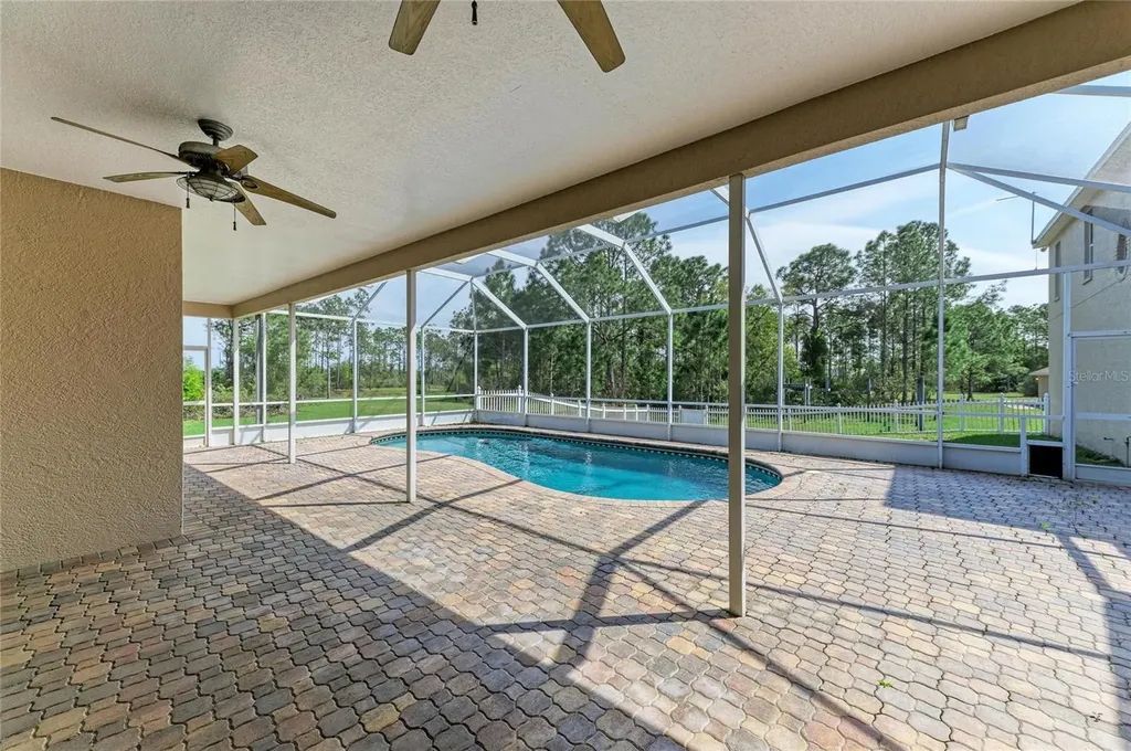 21616 67th Avenue E Bradenton FL 34211