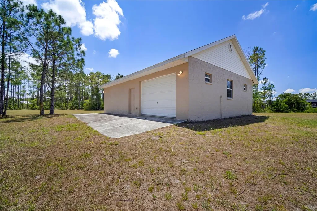21616 67th Avenue E Bradenton FL 34211