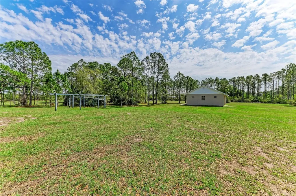 21616 67th Avenue E Bradenton FL 34211
